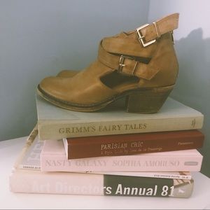Tan Leather Report Buckle Booties 7.5